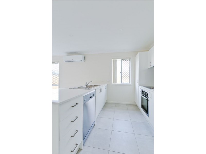 53 Bull Road, Pimpama QLD 4209