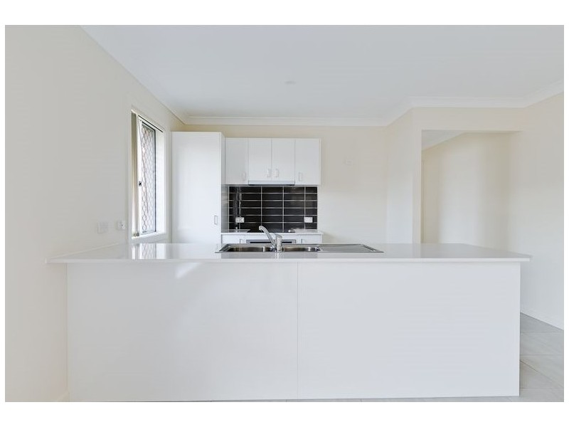 53 Bull Road, Pimpama QLD 4209