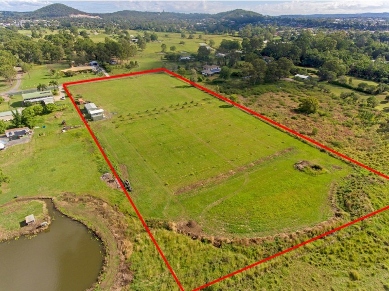7-9 Ferguson Drive, Yatala QLD 4207