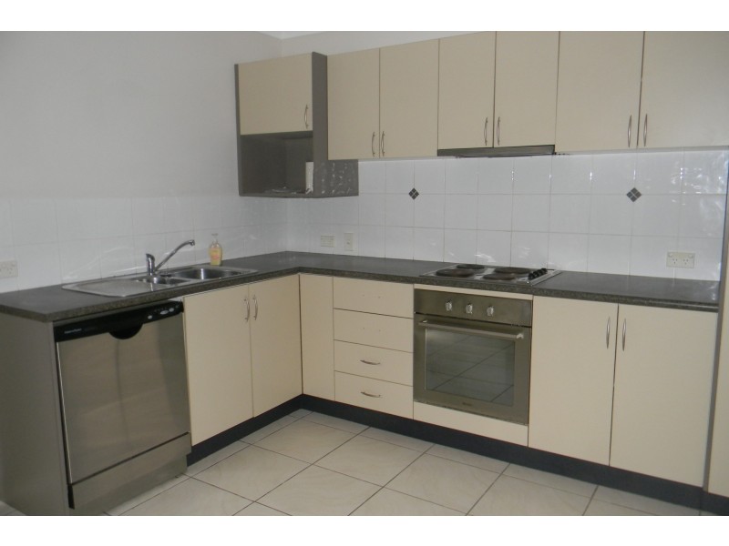 11/136 Pacific Pines Boulevard, Pacific Pines QLD 4211