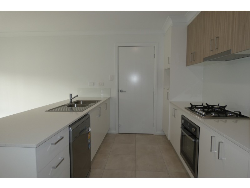 201/1 Christine Drive, Coomera QLD 4209