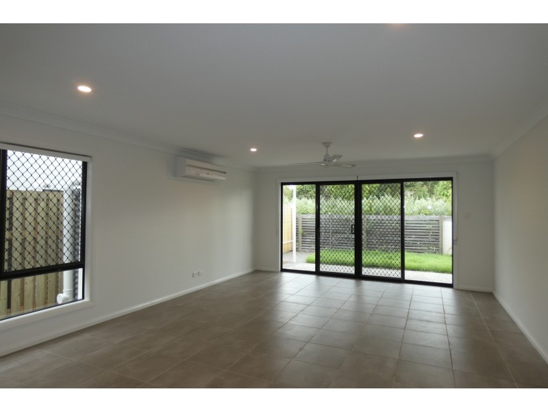 203/1 Christine Drive, Coomera QLD 4209