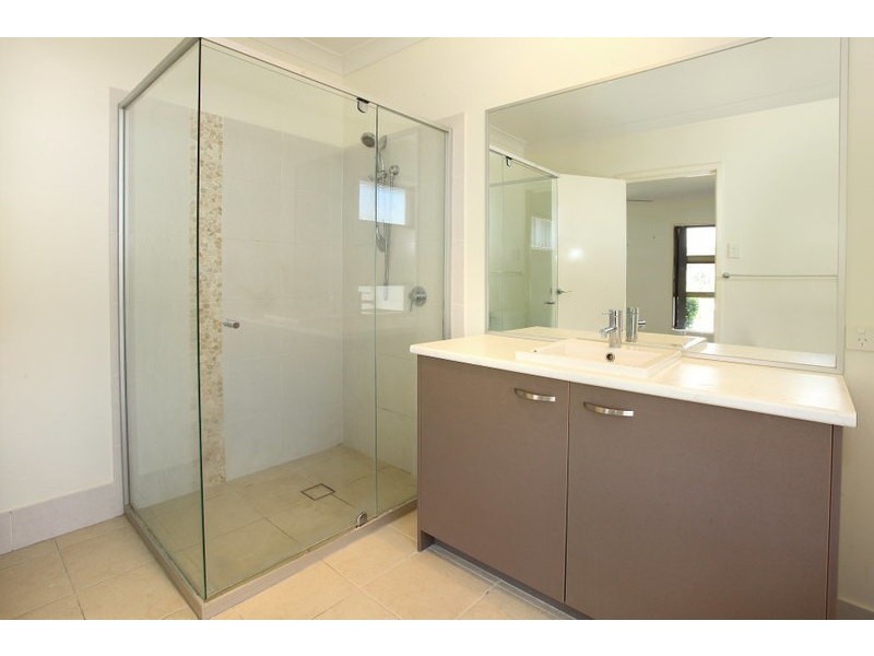 3 Garigal Court, Upper Coomera QLD 4209