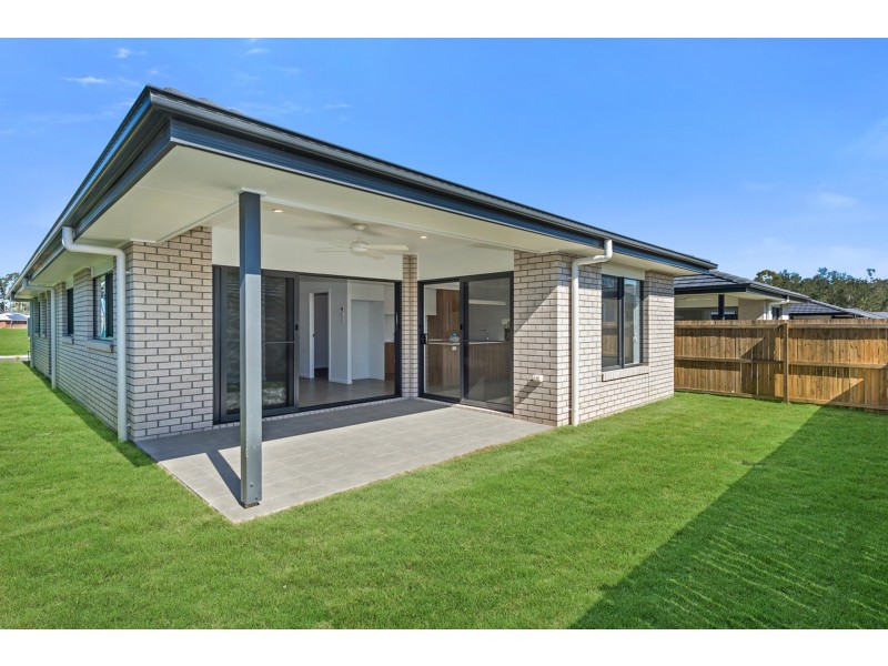 7 Forest Avenue, Ormeau QLD 4208