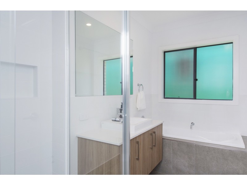 7 Forest Avenue, Ormeau QLD 4208