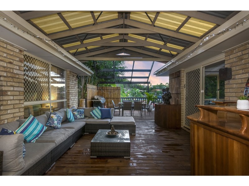 23 Papara Street, Pacific Pines QLD 4211