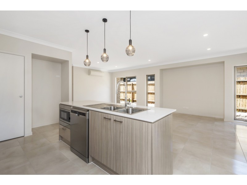 34 Bailey Court, Ormeau QLD 4208