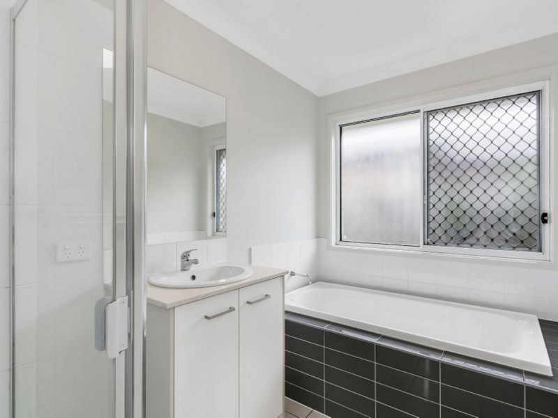 468 Gainsborough Drive, Pimpama QLD 4209