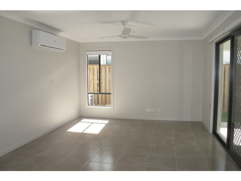 45 Moorinya Circuit, Pimpama QLD 4209