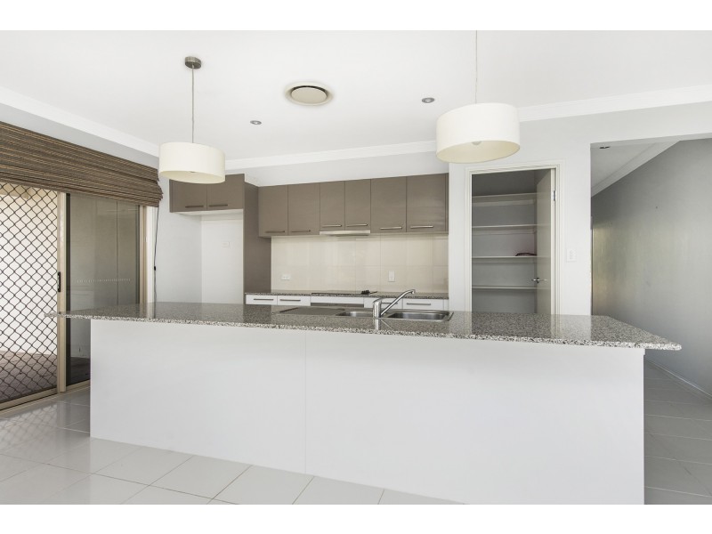 14 Hans Street, Upper Coomera QLD 4209