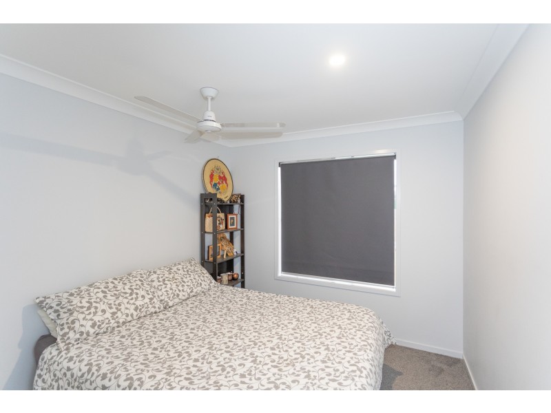 25 Mcveigh Street, Pimpama QLD 4209