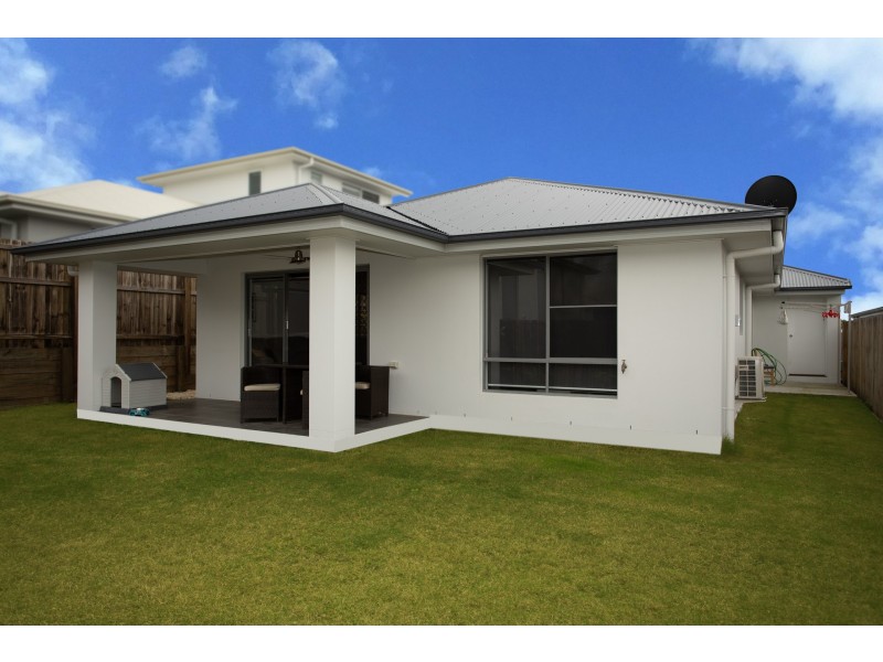 25 Mcveigh Street, Pimpama QLD 4209