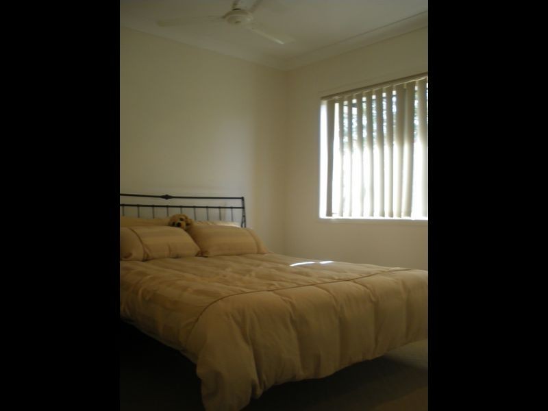 32 Blossom Street, Pimpama QLD 4209