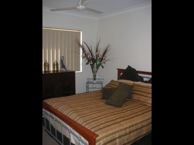 32 Blossom Street, Pimpama QLD 4209