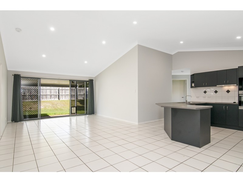 18 Glenridge Street, Upper Coomera QLD 4209