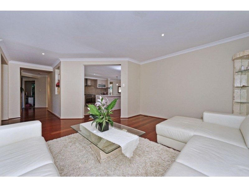 8 Helidon Grove, Ormeau QLD 4208