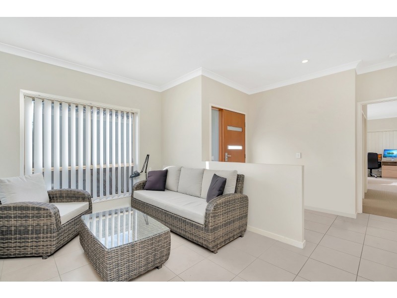 22 Wings Road, Upper Coomera QLD 4209