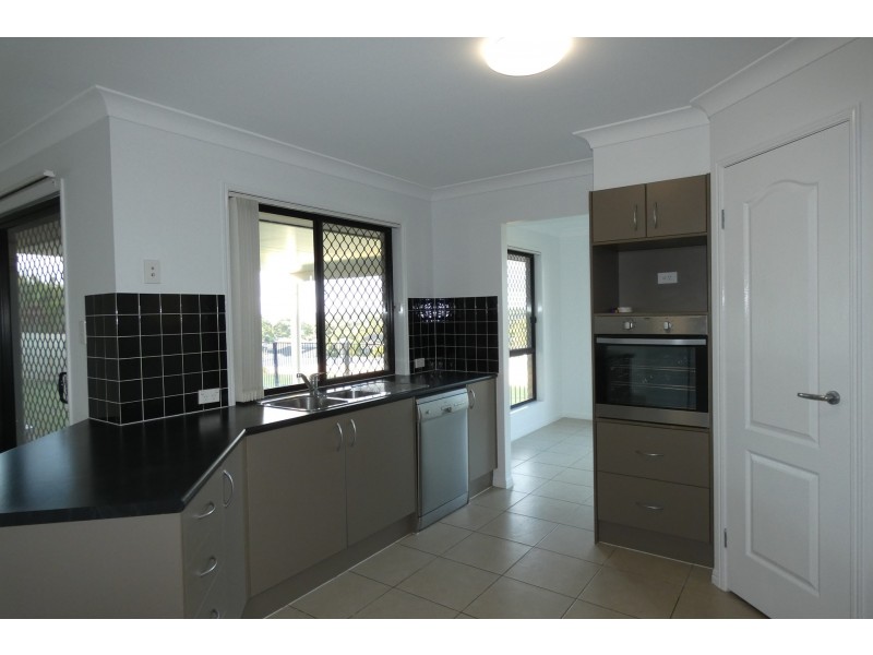 16 Krystle Court, Upper Coomera QLD 4209