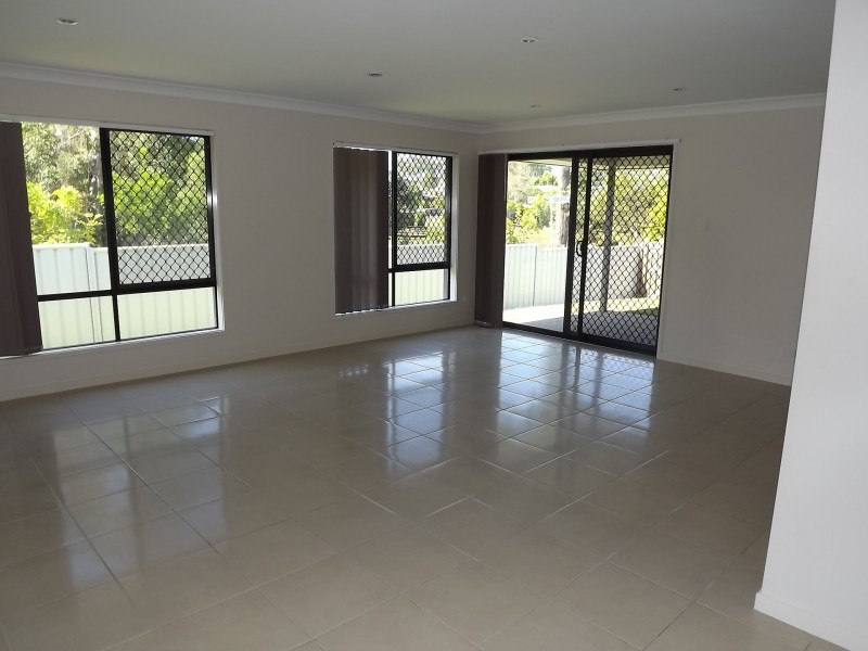 37 Parkvista Circuit, Coomera QLD 4209