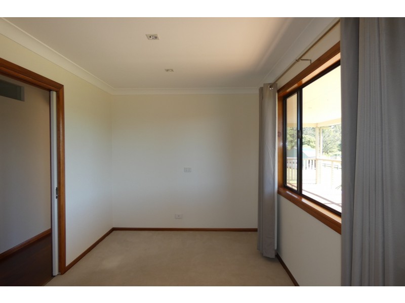 8 Dalgleish Road, Ormeau Hills QLD 4208