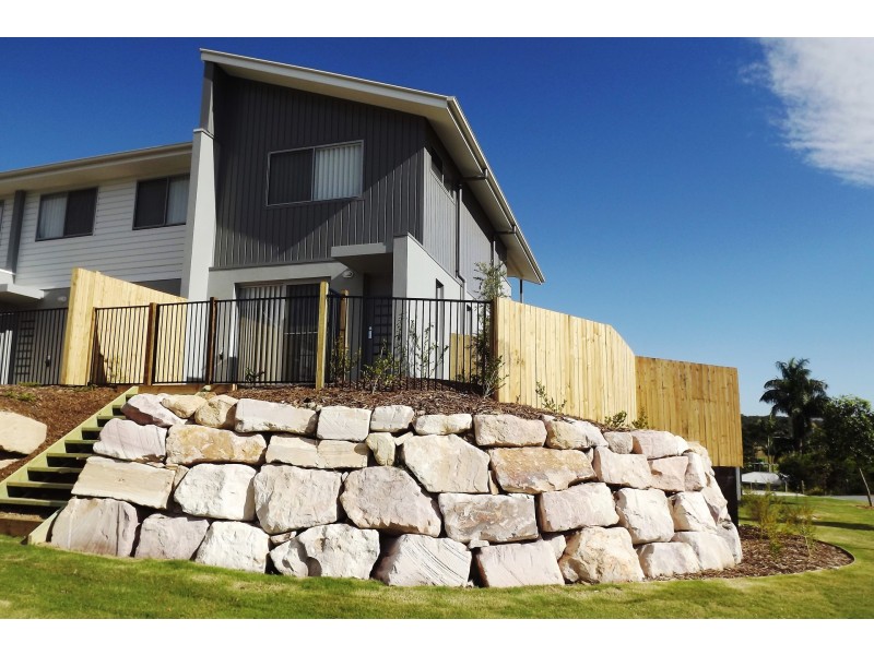 1/4 Rhiana Street, Pimpama QLD 4209