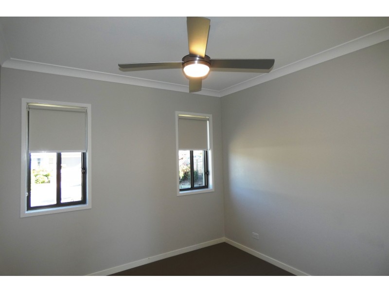 2 Wingham Lane, Upper Coomera QLD 4209