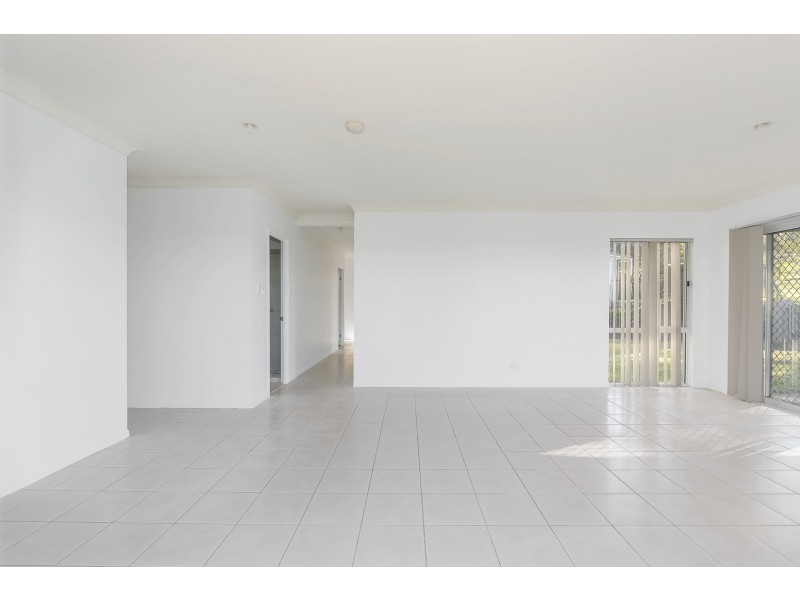 111/1 Sauvignon Parade, Upper Coomera QLD 4209