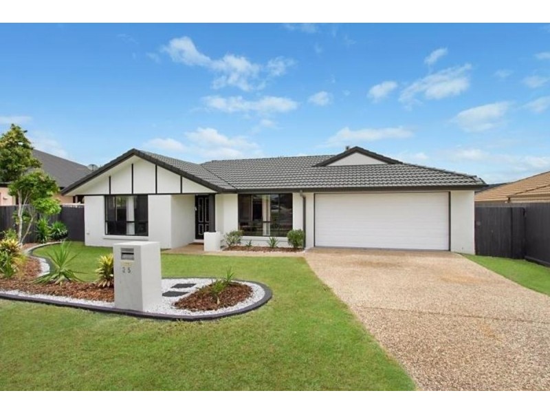 25 Paris Parade, Ormeau QLD 4208