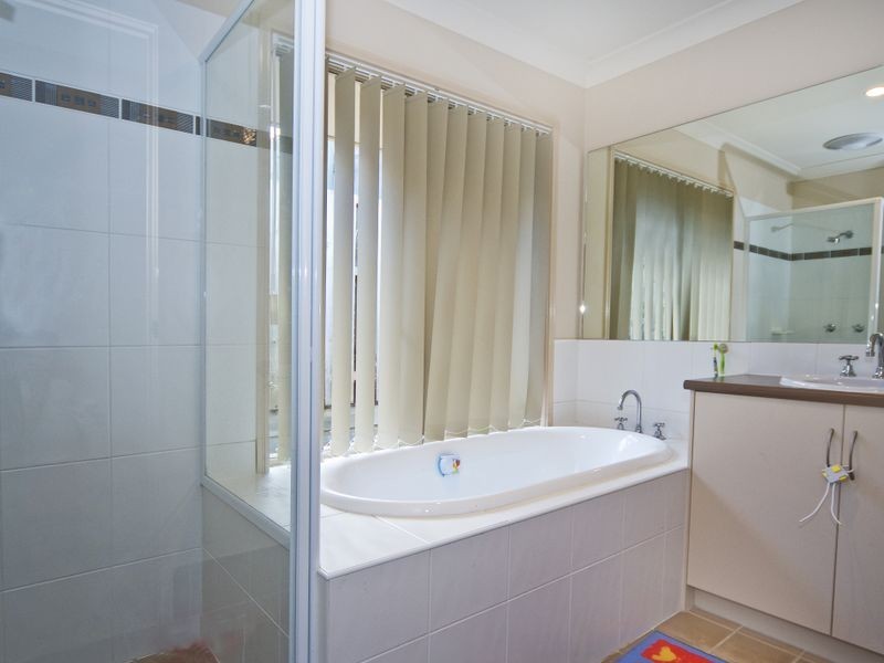 4 Monarch Avenue, Upper Coomera QLD 4209