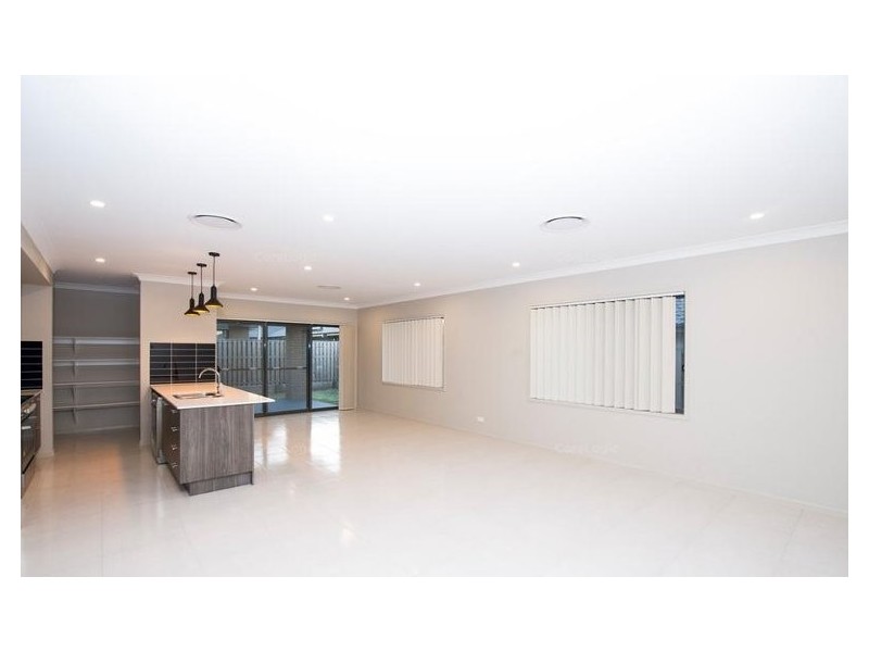 29 Wyperfield Circuit, Pimpama QLD 4209