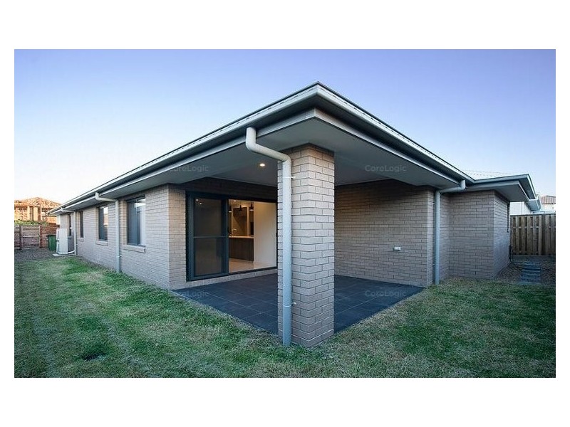 29 Wyperfield Circuit, Pimpama QLD 4209