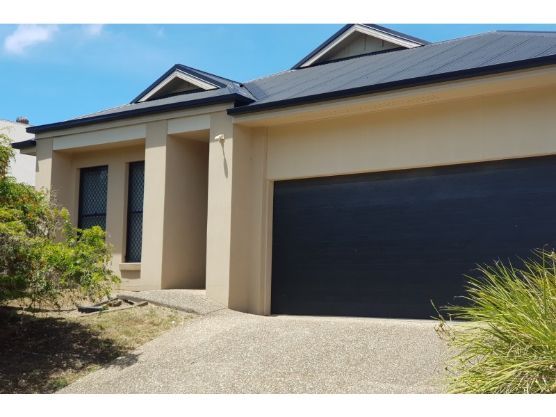 10 Santana Road, Coomera QLD 4209