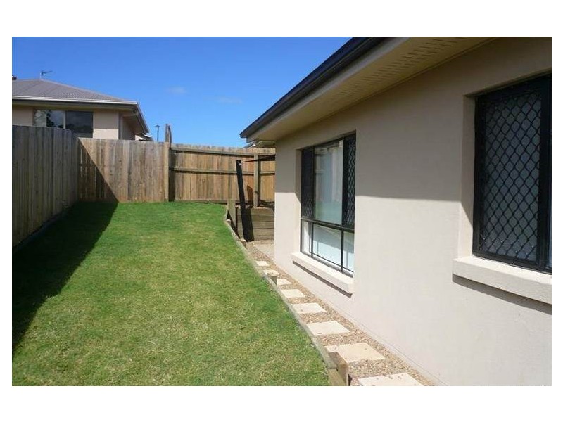 10 Santana Road, Coomera QLD 4209