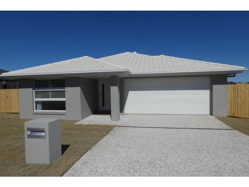 38 Mackellar Way, Walloon QLD 4306