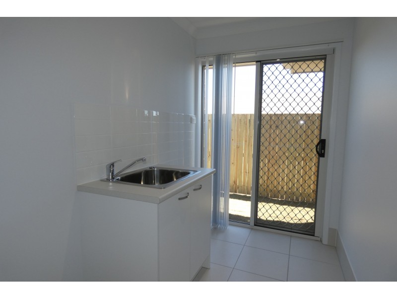 38 Mackellar Way, Walloon QLD 4306