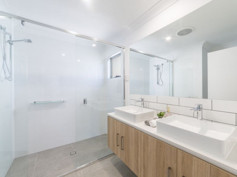 43 Riverbrooke Drive, Upper Coomera QLD 4209