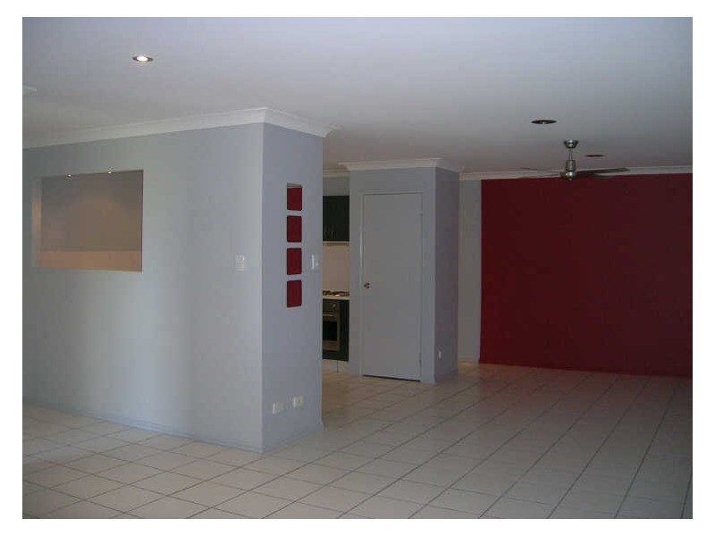 2/11 Balintore Street, Upper Coomera QLD 4209