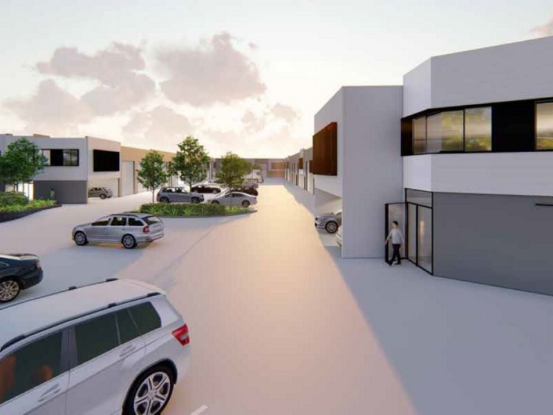 8 Distribution Court, Arundel QLD 4214