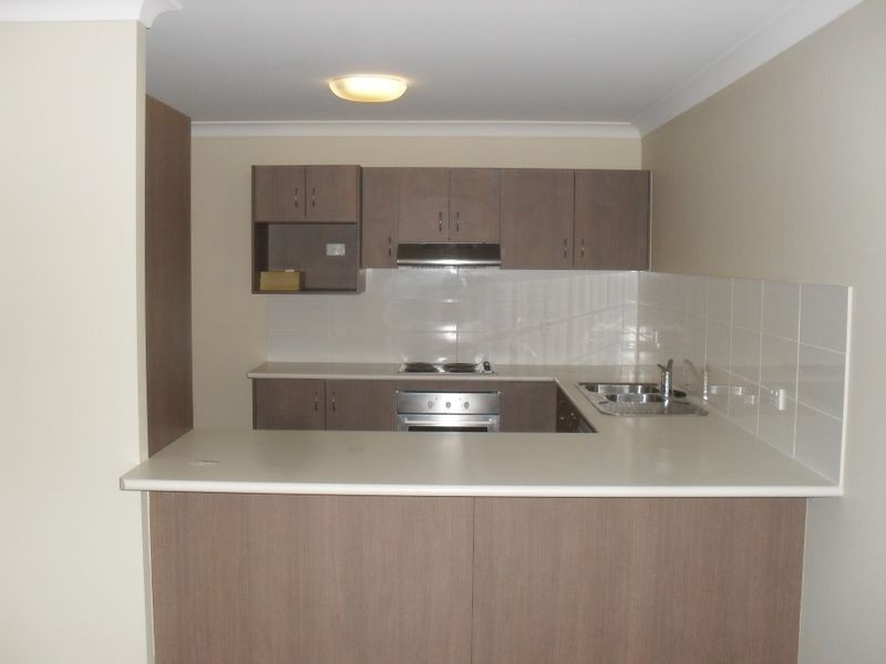 2/5 Freestone Drive, Upper Coomera QLD 4209