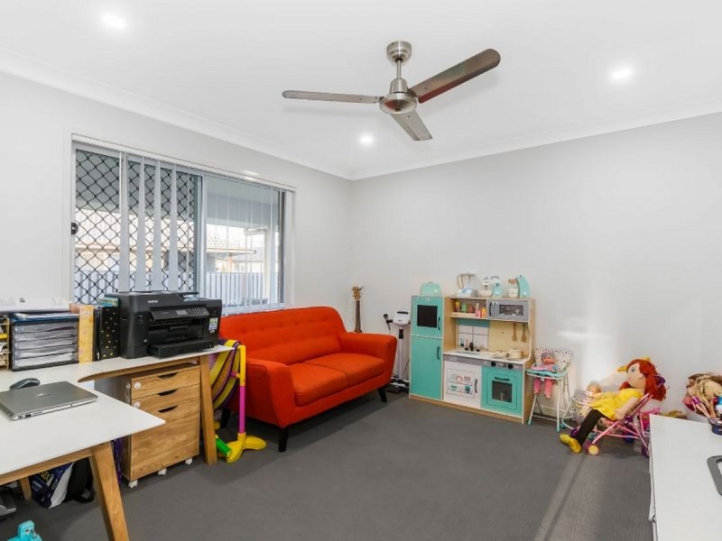 8 Pisces Court, Coomera QLD 4209