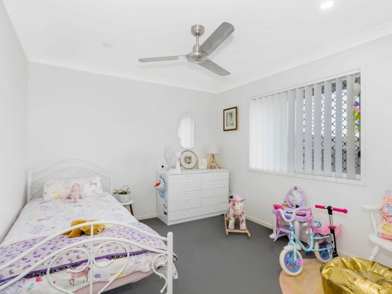 8 Pisces Court, Coomera QLD 4209