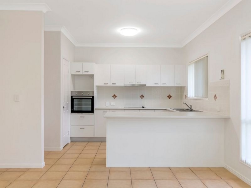 5 Firecrest Close, Upper Coomera QLD 4209