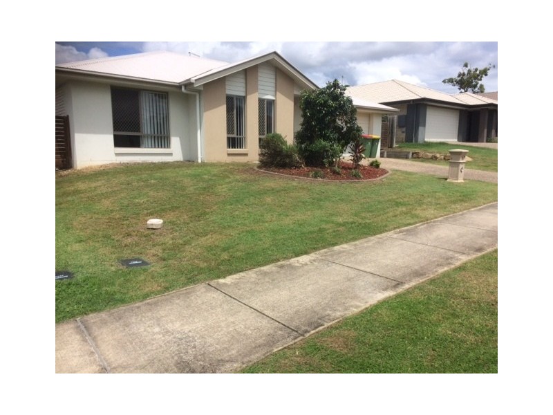 33 Parkvista Circuit, Coomera QLD 4209