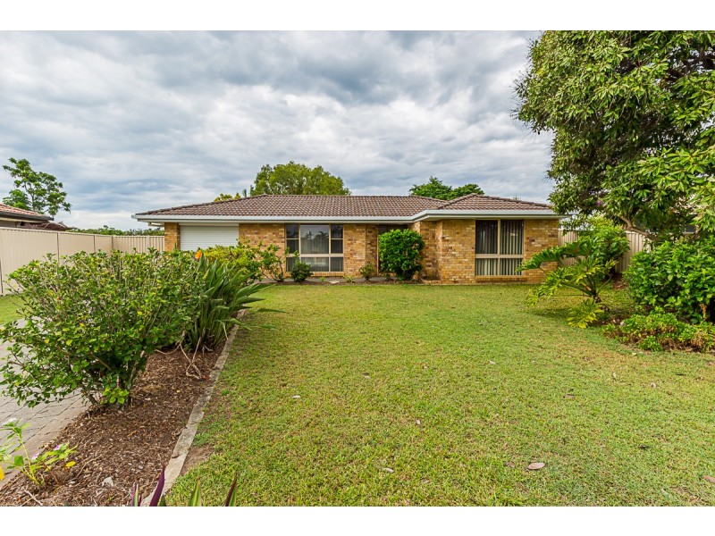 24 Ashburton Close, Arundel QLD 4214