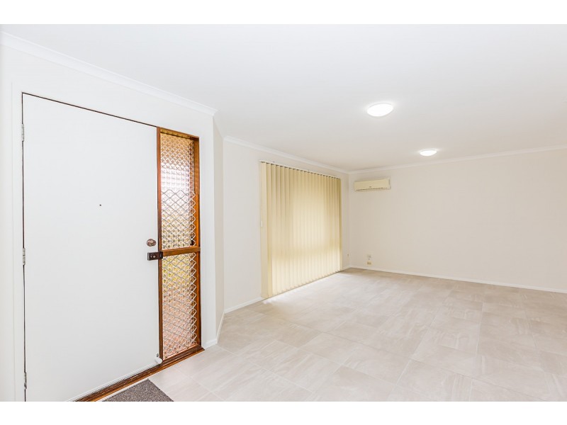 24 Ashburton Close, Arundel QLD 4214
