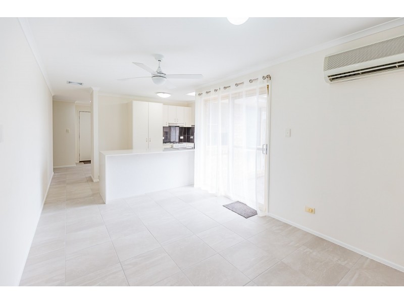 24 Ashburton Close, Arundel QLD 4214
