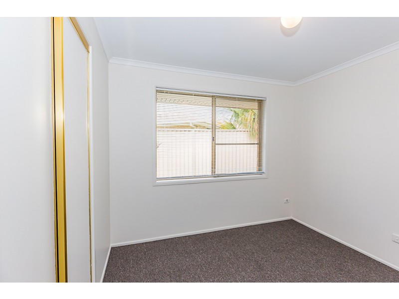 24 Ashburton Close, Arundel QLD 4214