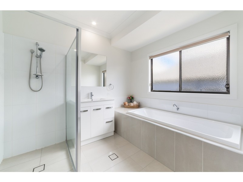 26 Alexa Rise, Upper Coomera QLD 4209