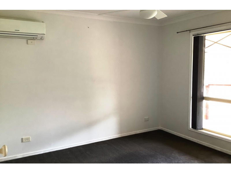 4 Ireland Way, Upper Coomera QLD 4209