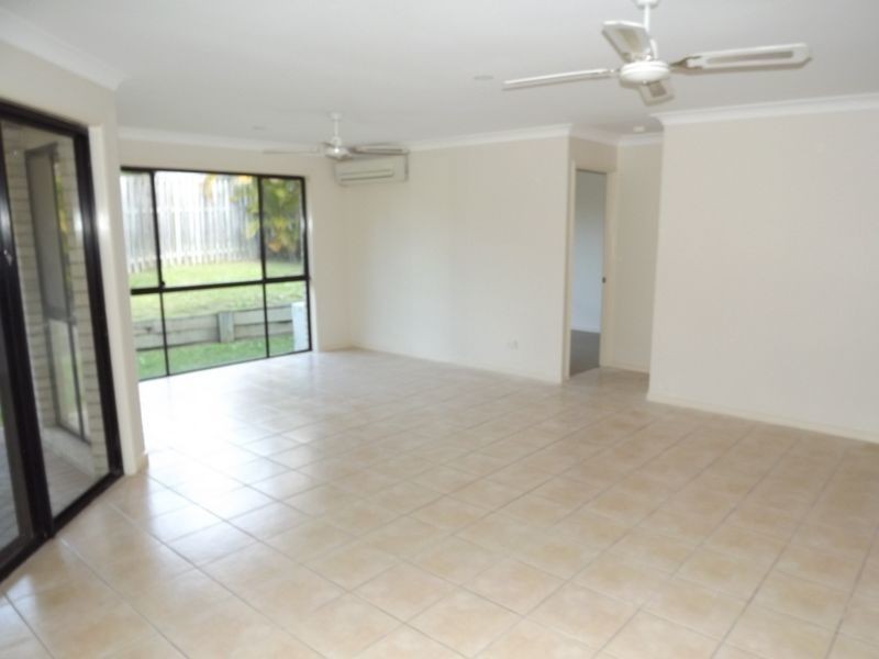 12 Firecrest Close, Upper Coomera QLD 4209